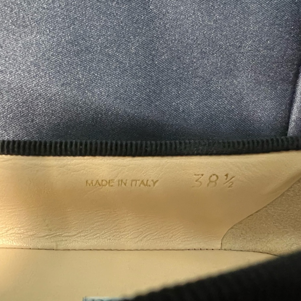 Prada Leather Ballet Flats🔥$375 NO VISIBLE SIGNS of damage,They are EVERYTHING! - Picture 8 of 16